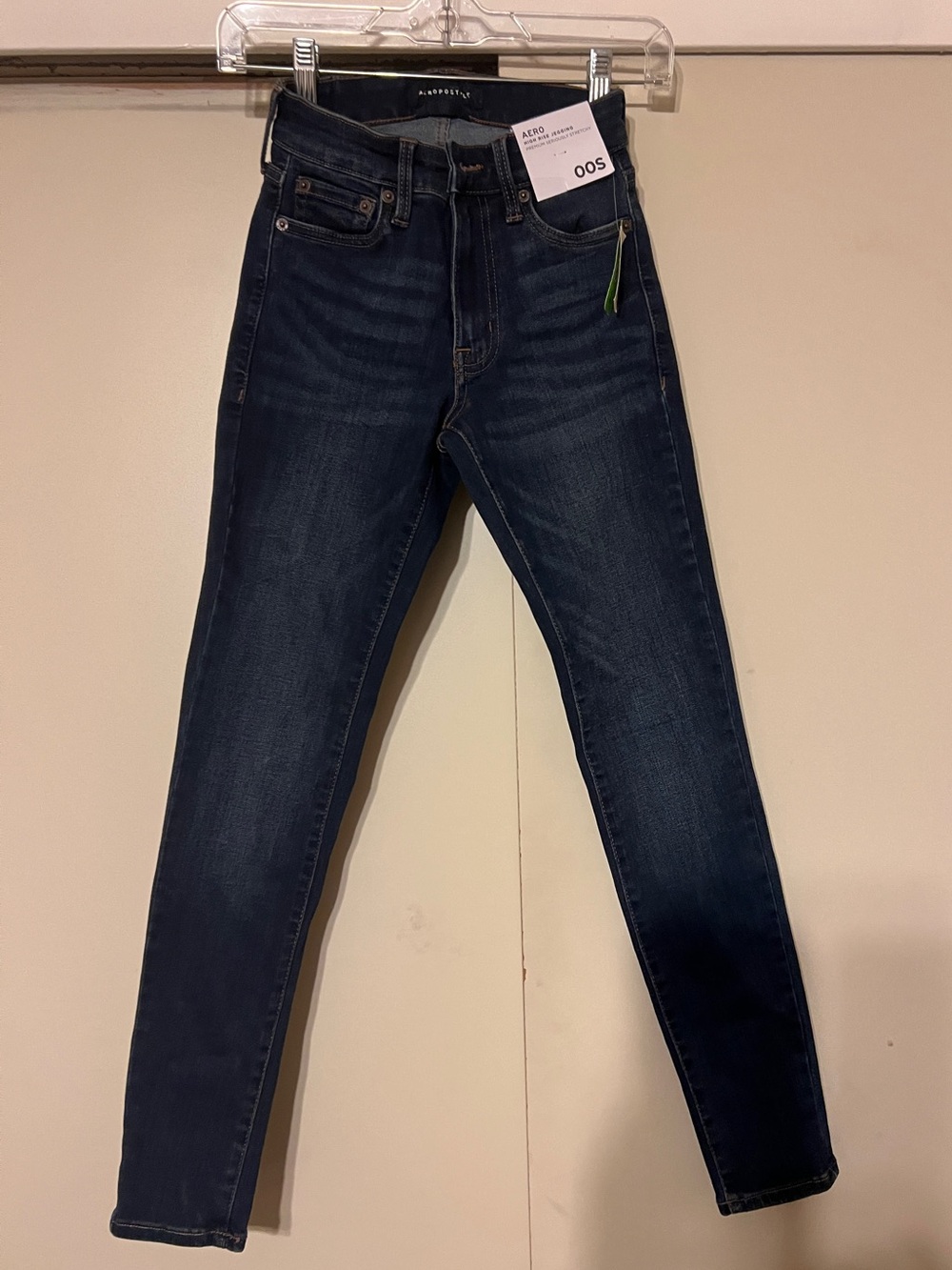 American Eagle Outfitters Dark Wash High-Rise Skinny Jeans size 00 short